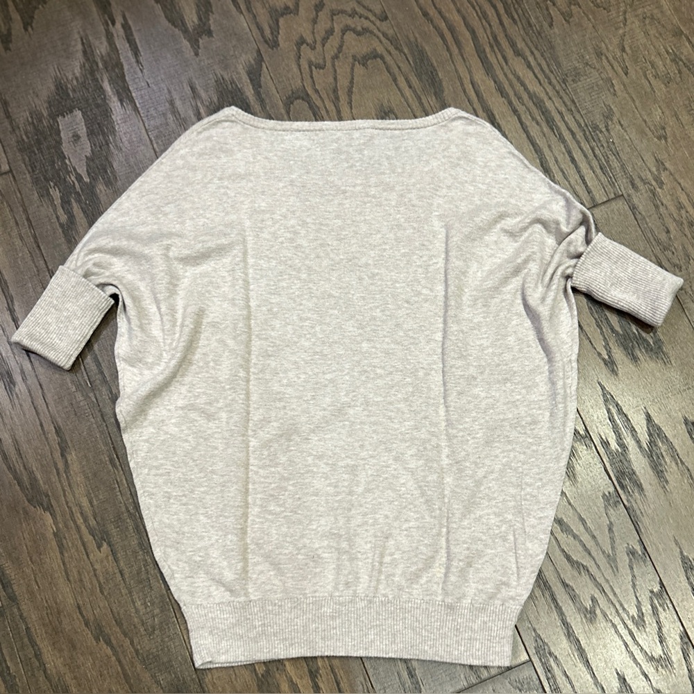 Express Tops - Picture 2 of 8